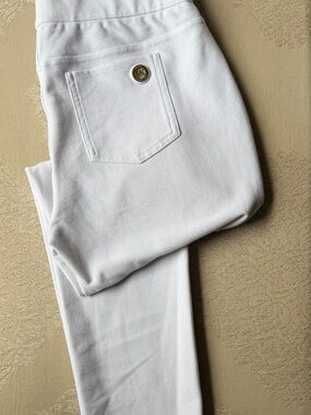 Michael Kors Light Beige Label White Garment